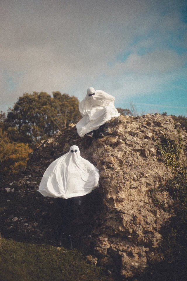Ghost Shoot — frame 2