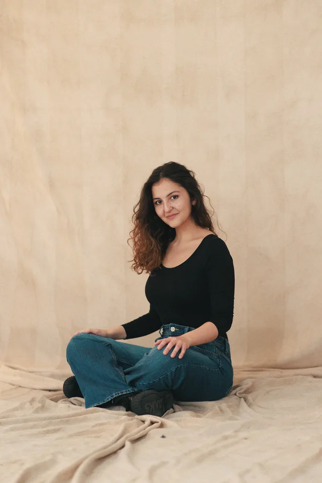 Example outfit: a simple, solid colour